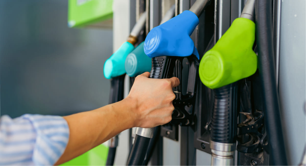 E15 is a fuel blend made with 15% bioethanol that can be used in 96% of light-duty vehicles on the road today. It both lowers fuel costs for consumers while reducing carbon emissions.