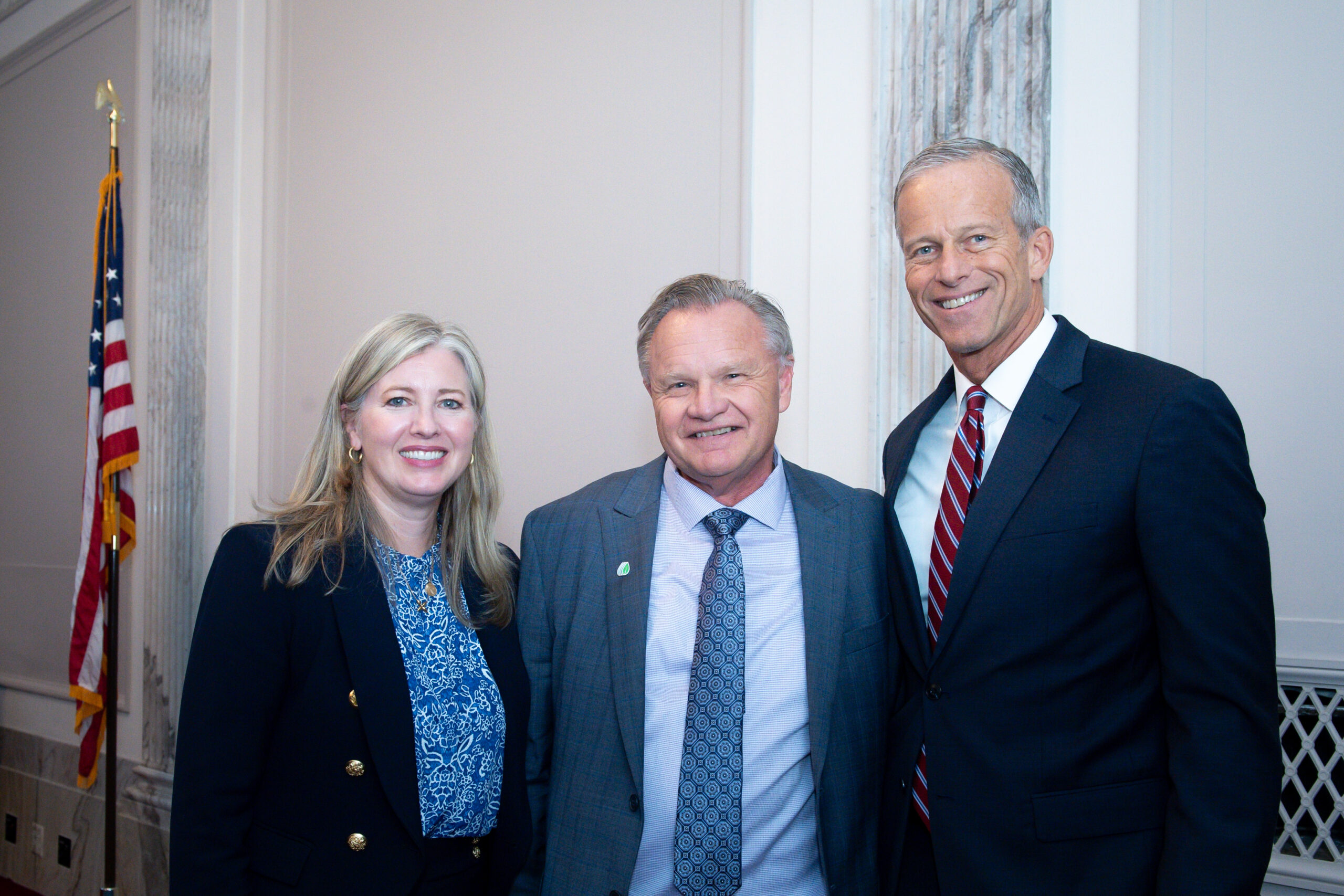 Sen. John Thune (R-S.D.), the next Senate majority leader, pictured (right) with Growth Energy CEO Emily Skor (left) and Growth Energy Chairman Tom Willis.